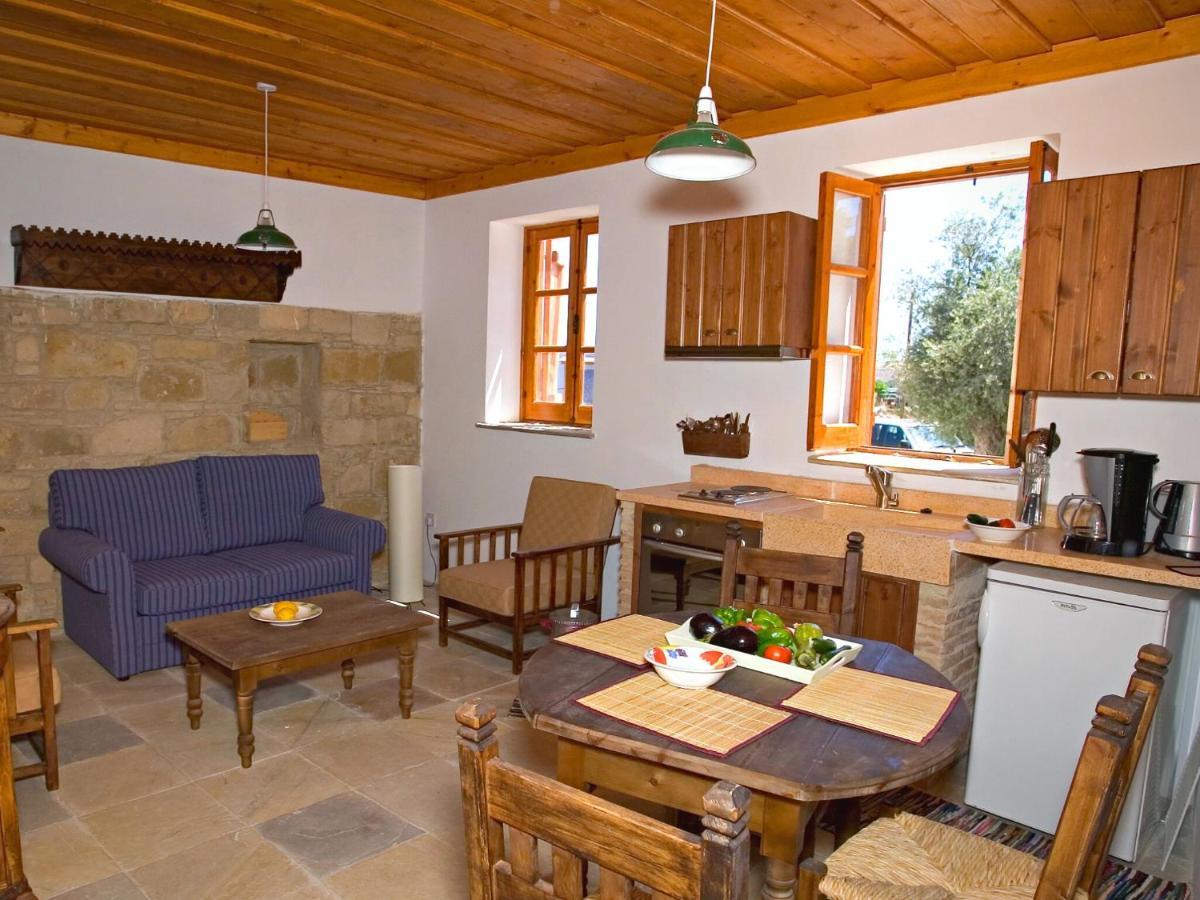 Eveleos Country House Tochni Eksteriør bilde